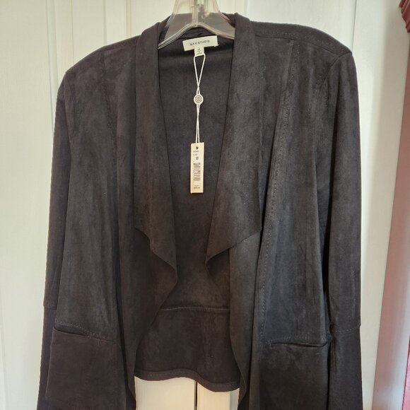 Max Studio faux suede cropped jacket size M, NWT - Picture 1 of 1